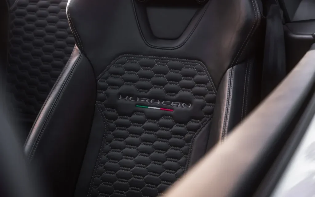 A Luxurious Spin: Your Guide to Elite Car Experiences A Luxurious Spin: Your Guide to Elite Car Experiences