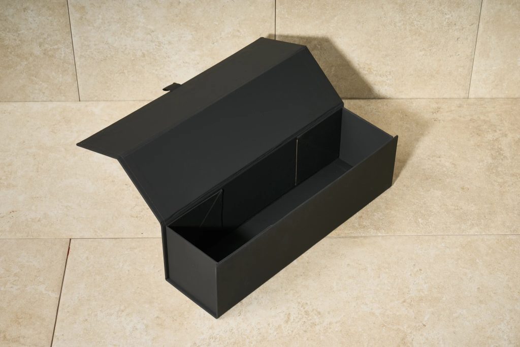 Luxurious gift card packaging that elevates the moment