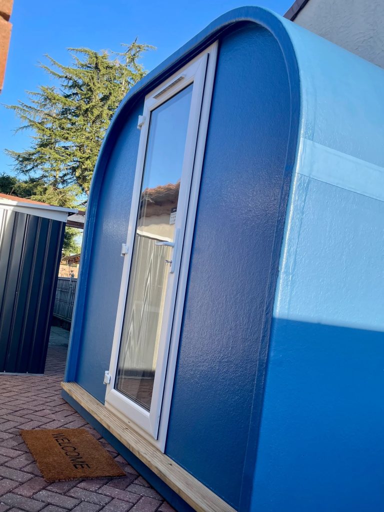 Smart garden pods uk: turning small spaces into versatile living zones