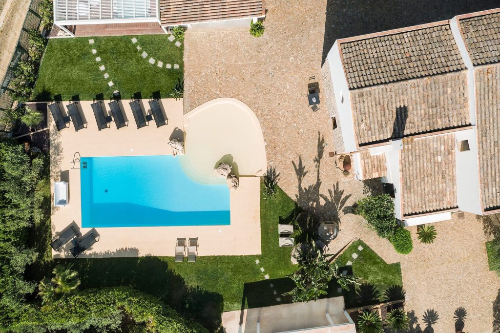 A Large luxury villa to rent Tuscany you can feel at home