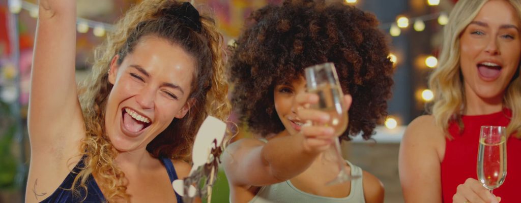 Capturing Moments: Montreal Photo Booth Rentals that Shine