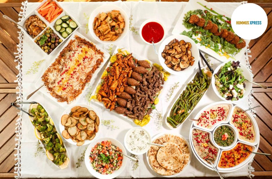 Enhanced mobile catering for events with expert food trucks Enhanced mobile catering for events with expert food trucks
