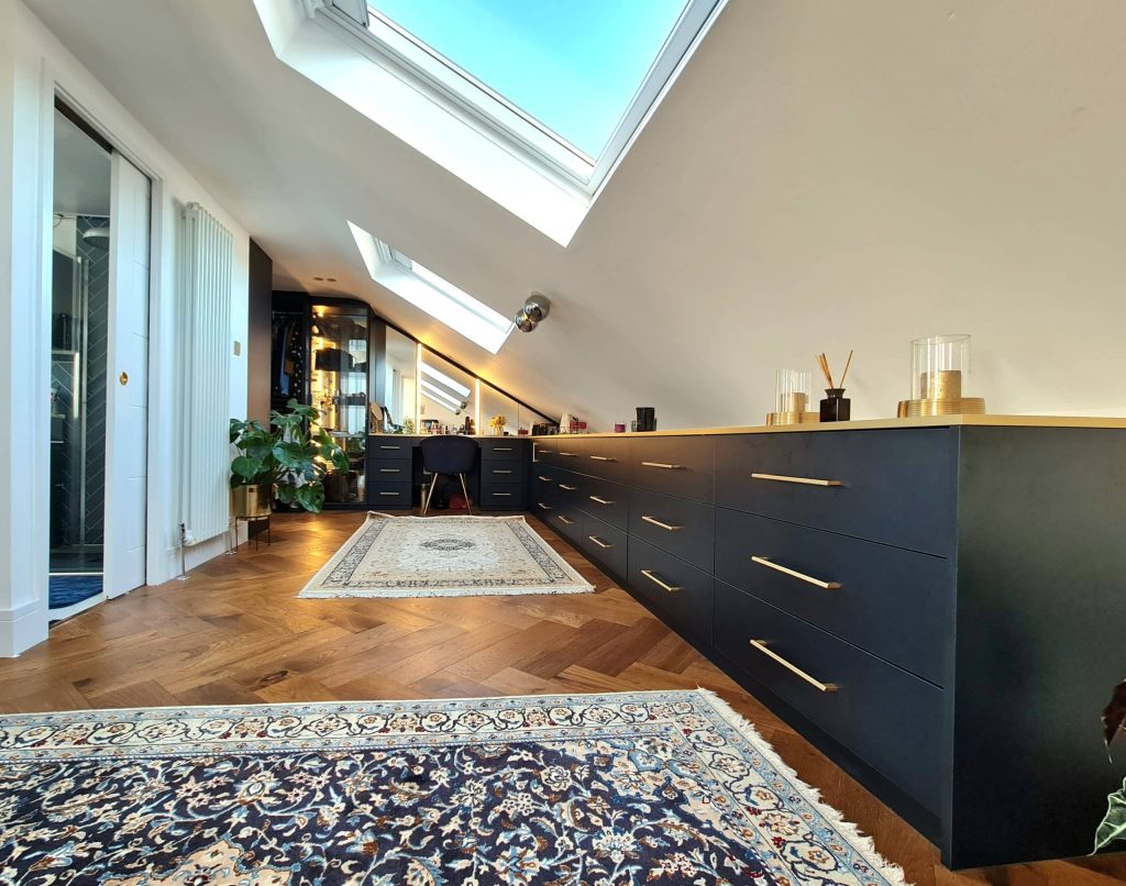 Create Stunning Walk-In Wardrobes: Smart Layout & Storage Ideas